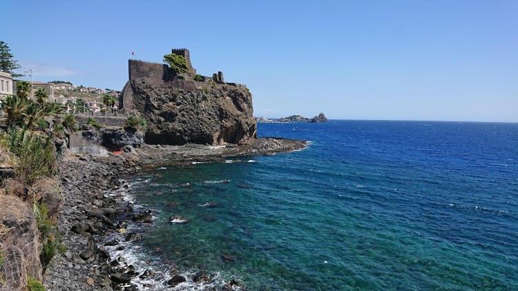 La Casa Di Ale Apartment Aci Castello Exterior photo